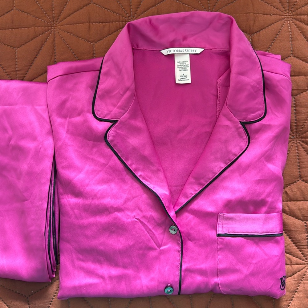 Victoria Secret Pajama (Size M)